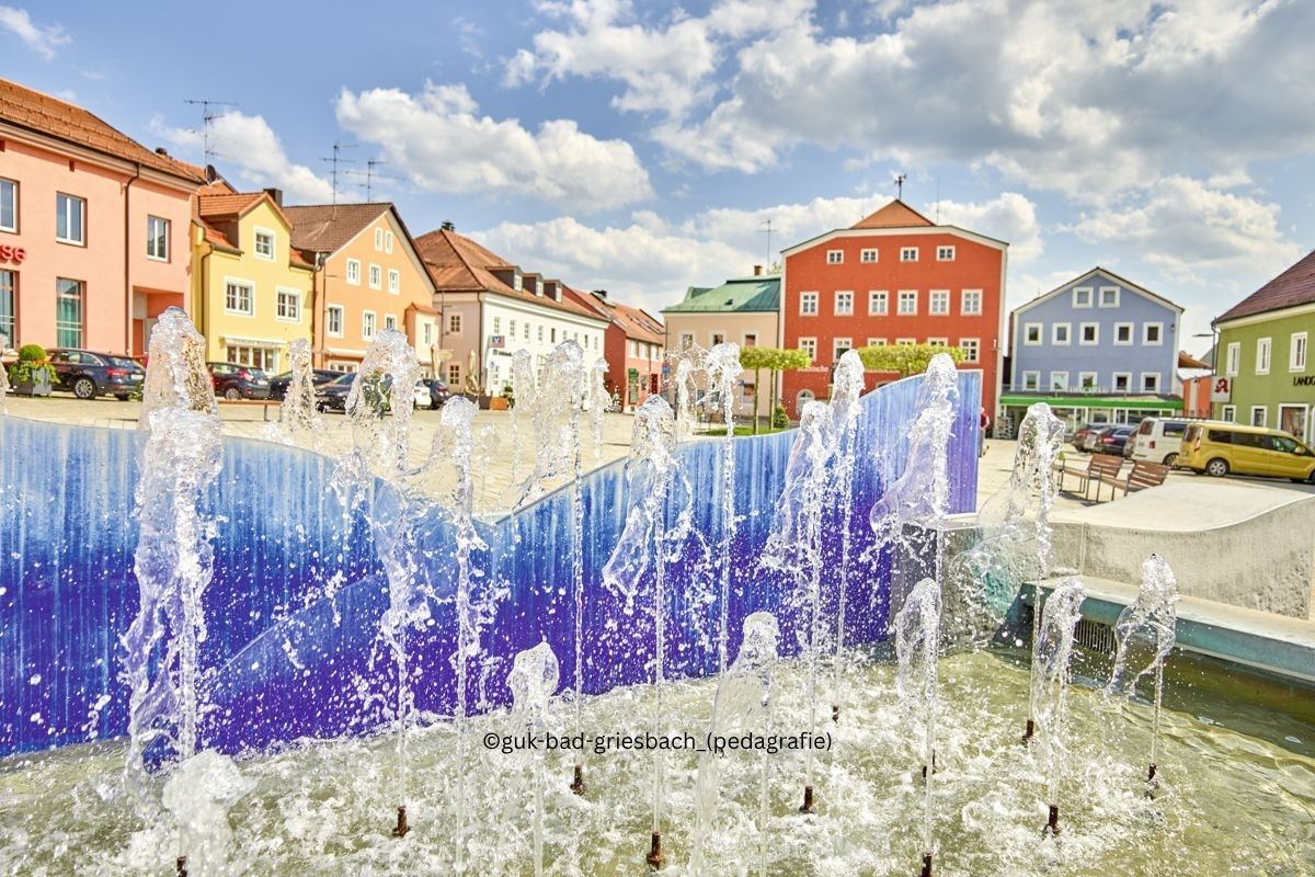 Bad Griesbach mit Brunnen