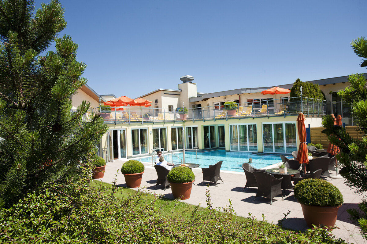 außenpool am hotel schliffkopf in baiersbronn